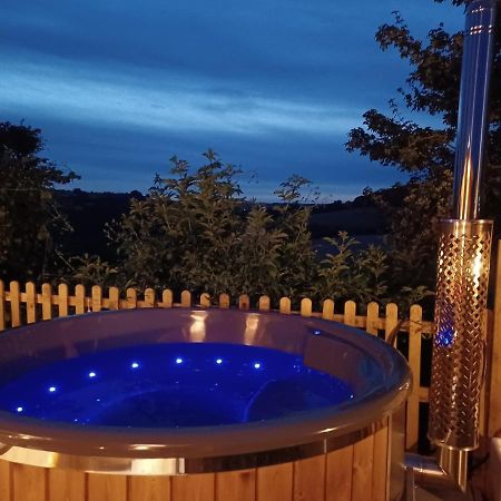 Norwell View Farm Glamping With Hot Tubs Hotel Bath Kültér fotó