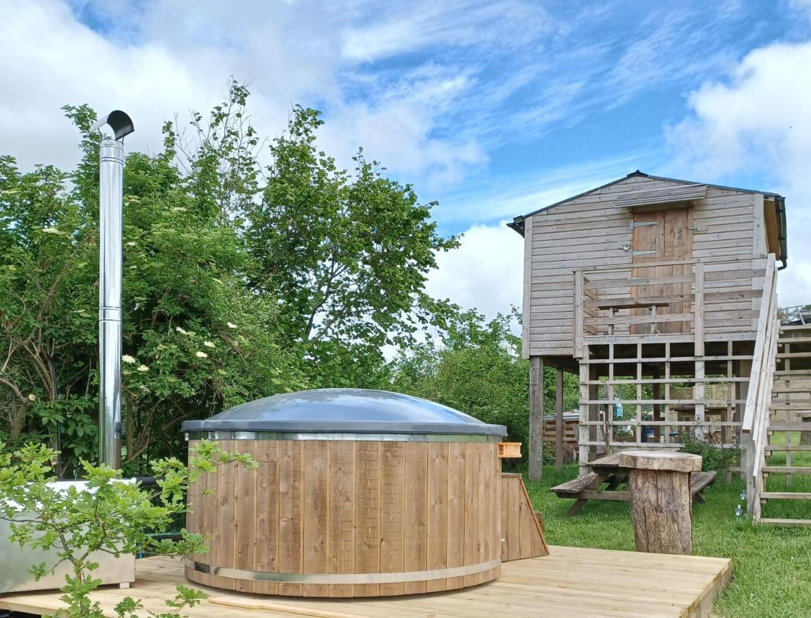 Norwell View Farm Glamping With Hot Tubs Hotel Bath Kültér fotó