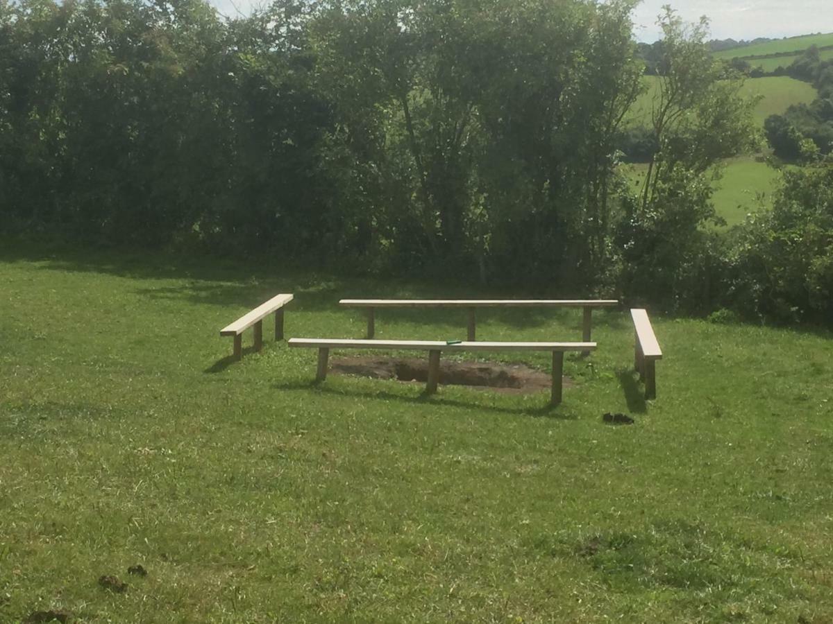 Norwell View Farm Glamping With Hot Tubs Hotel Bath Kültér fotó
